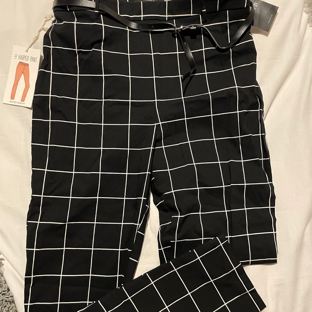 Belted skinny pant